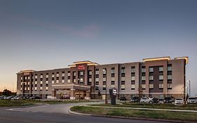 Hampton Inn Wichita Airport 3*